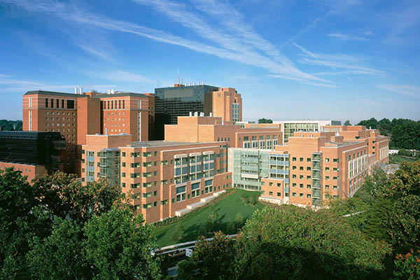 Edificios en el campus de los NIH.